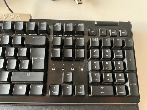 Teclado Gamer Mecanico Evga Z15 Silver Rgb Mouse Y Apoyabra Negro Español España (Usado)