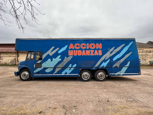 Imagen 17 de 25 de Mercedes-benz 1518 Con Caja Totalmente Equipada Y Balancín