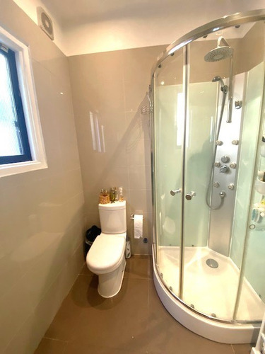 Casa En Venta De 4 Dorm. En Ñuñoa