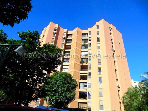 Apartamento Totamente Remodelado A La Venta Ubicado En Colinas De Bello Monte #24-18350 Mn Caracas - Baruta