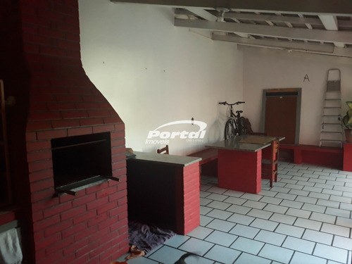 Imagem 15 de 19 de Casa 03 Dormitórios Sendo 01 Suíte E Demais Dependências. - 35711320v