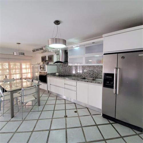 Imagen 5 de 21 de Casas En Venta