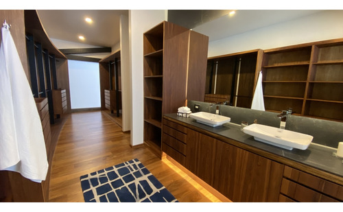 Departamento En Venta En Via Atlixcayotl Torre Helea