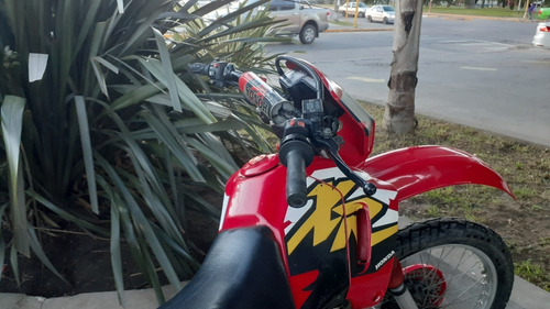Imagen 1 de 10 de Honda Xr 200. Impecable. 1998