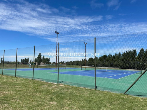 Imagen 2 de 7 de Terreno A La Laguna En Club De Campo La Faustina