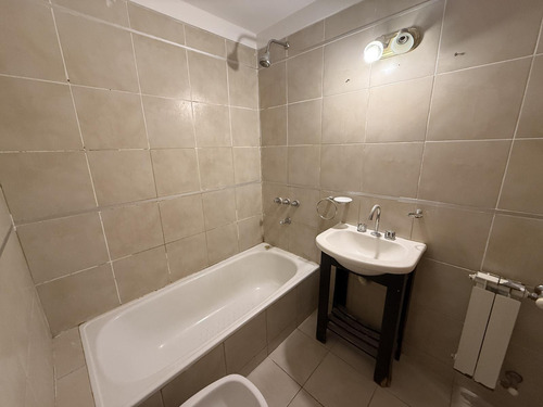 Departamento De 3 Ambientes - Castelar Centro