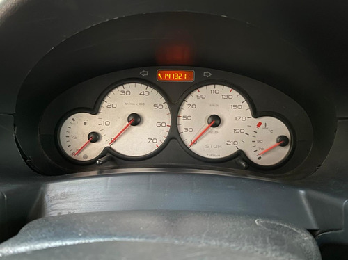 Imagen 12 de 12 de Citroen Berlingo Furgon Mixto 1.4 Manual 2013
