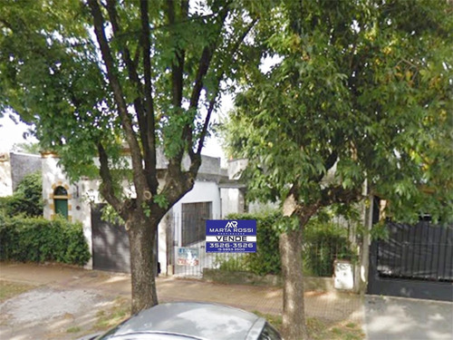 Casa 6 Amb. En Venta Merlo