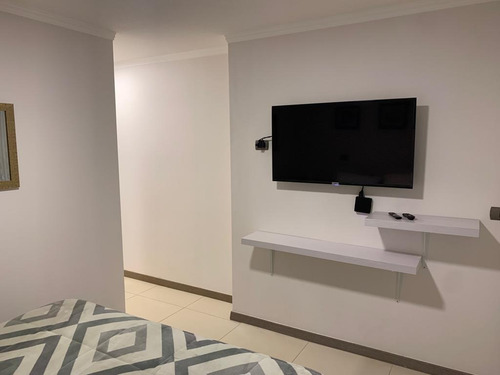 Tu Nuevo Hogar Amplio, Luminoso Y Full Amoblado Junto Al Mar