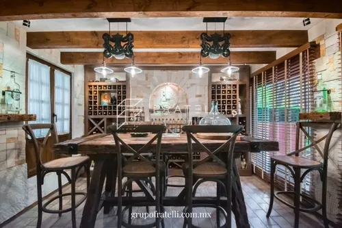 Venta Casa En Hacienda De Valle Escondido