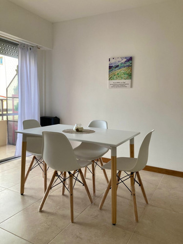 Imagen 5 de 10 de Vendemos Departamento De 1 Ambientes Muy Amplio Con Balcon