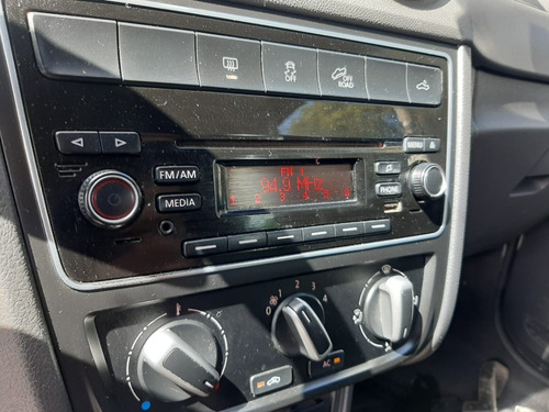 Imagem 7 de 8 de Volkswagen Saveiro 1.6 16v Cross Cab. Dupla Total Flex 2p