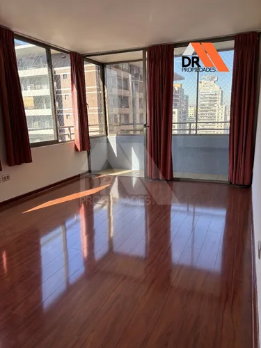 Tu Oportunidad En Santiago - Remodelado, Y Listo Para Vivir