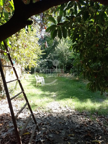 Casa En Venta De 4d En Terreno De 1.038 M2 En Requínoa