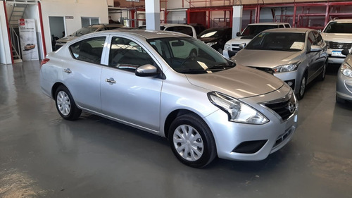 Nissan Versa Sense Mt