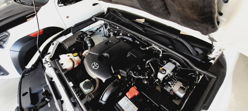 Imagen 16 de 16 de Toyota Hilux 2.8 Cd Srv 177cv 4x4