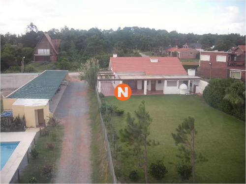 Apartamento En Venta Y Alquiler, Pinares, Punta Del Este, 1 Dormitorios.