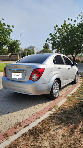 Chevrolet Sonic 1.6 Lt 5 p Automática