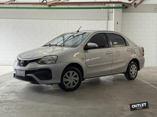 Toyota Etios 1.5 XS SEDAN 16V FLEX 4P AUTOMÁTICO
