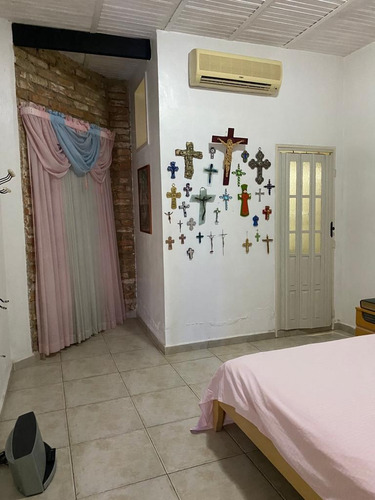 Imagen 2 de 17 de Vendo Casa Barata Y Grande En Turmero, Res. El Nispero - Kg