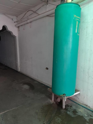 Imagen 8 de 10 de Vende Galpón Con Casa Incluida De 280m² 3hab A Pocos Metros Del Mercado Municipal De Puerto La Cruz