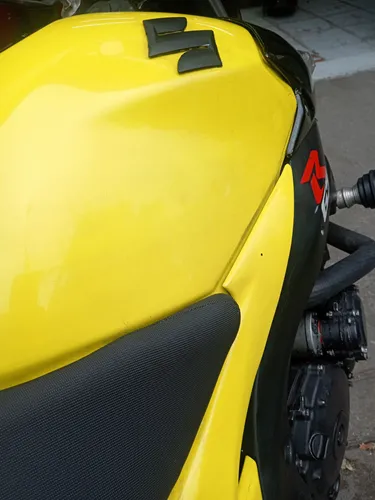 Suzuki Gsr 600
