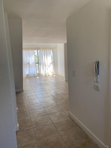 Imagen 2 de 11 de Departamento En Venta En Los Almendros -pilar, G.b.a. Zona Norte