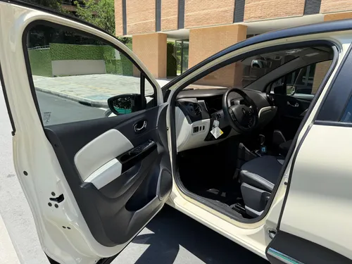 Renault Captur 2.0 Intens Automática