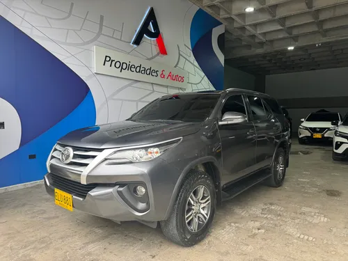 Toyota Fortuner 2.8