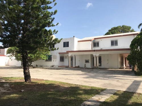 Casa En Esquina Para Uso Comercial En Venta