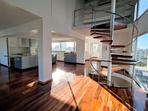 Imagen 7 de 13 de Venta Triplex 4 Dormitorios, 3 Cocheras - Terraza Exclusiva Con Hidro - Bv Oroño 1245 - Rosario