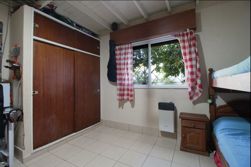 Casa Venta Parque Pileta Y Galpón Lomas De Zamora