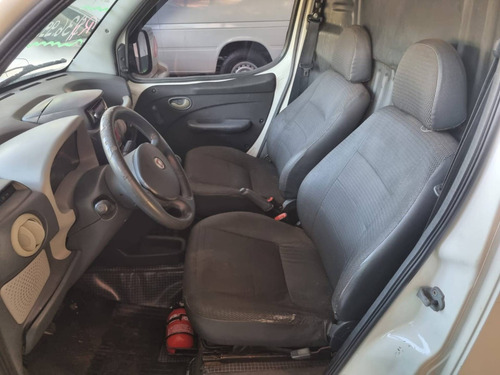 Imagem 7 de 9 de Fiat Doblò 1.4 Mpi Cargo Flex 2p Manual