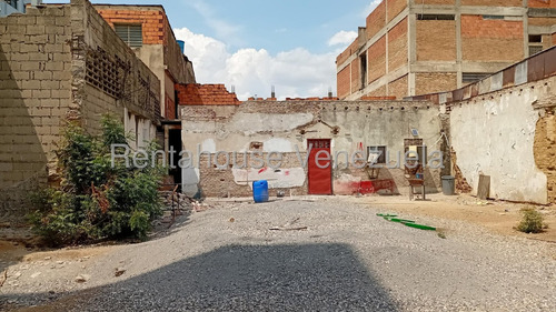 Amplio Local Comercial En Venta En Pleno Centro De Barquisimeto, A Pie De Calle En La Avenida 20 - M -c -t- #// Monica Carrasquel, Rah Centro Occidente /*# Oportunidad De Inversion