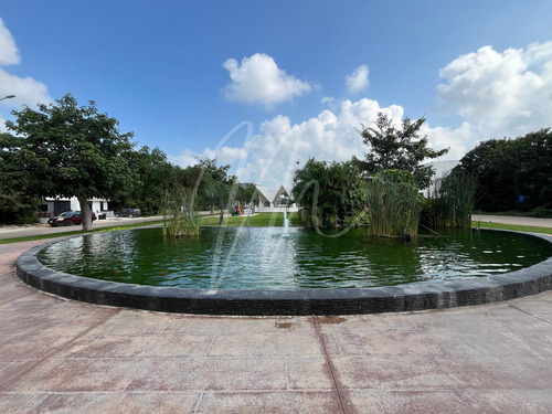 Departamento En Venta En Cancun, Arbolada