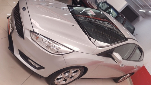 Ford Focus 2.0 Fastback Se 2019 Automatico Sedan Prata Novo
