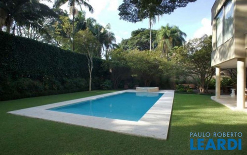 Imagem 3 de 15 de Casa Assobradada - Jardim América - Sp - 565431