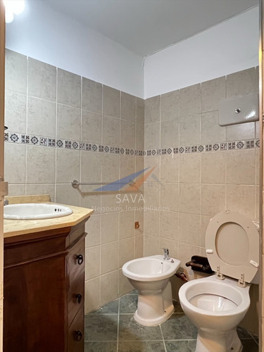 Alquiler Apartamento 1 Dormitorio En Cordón! Piso Alto. Acepta Depósito B. H. U. Cómo Garantía!