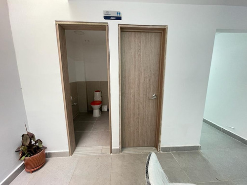 Imagen 9 de 17 de Edificio En Arriendo En Cali Versalles. Cod 102691