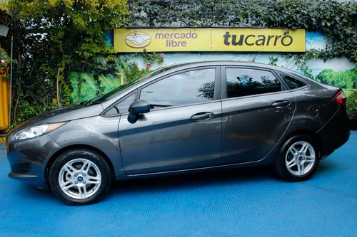 Ford Fiesta 1.6 Sportback Se Mecánico