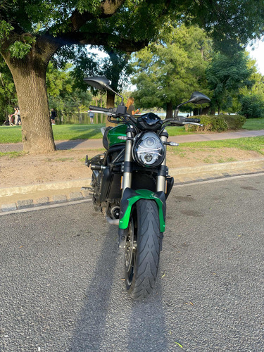 Benelli 752s - 2022 - 12,500kms