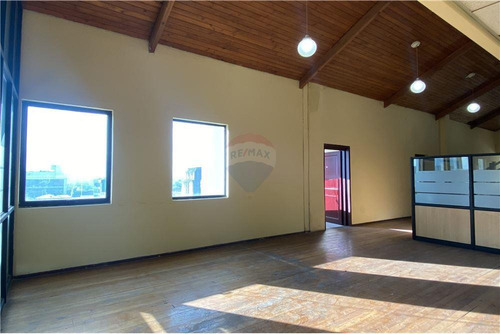 Imagen 7 de 30 de Planta De Oficinas De 860m2, Calle Aldunate, Temuco