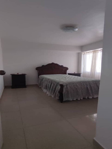 Imagen 7 de 12 de Apartamento Remodelado, Av. Romulo Gallegos, El Marques Norte, Municipio Sucre