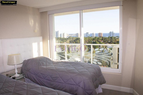 Imagen 13 de 19 de Apartamento En Torre Full Amenitites En Punta Del Este, 2 Dormitorios Y 2 Baños