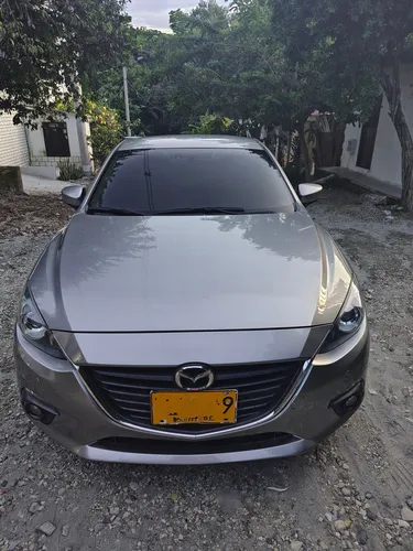 Mazda 3 2.0 Touring