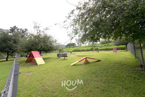 Casa En Senderos De Monte Verde, Tlajomulco De Zúñiga Con 3 Recámaras, 162 M², Id: 87017