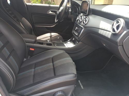 Mercedes-benz Classe Cla 1.6 Urban Turbo Flex 4p 2017