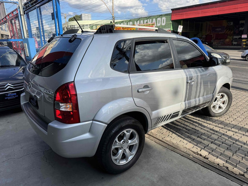 Hyundai Tucson 2.0 MPFI GLS 16V 143CV 2WD FLEX 4P AUTOMÁTICO