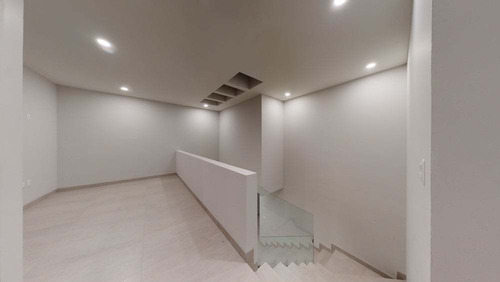 Imagen 10 de 14 de Casa C/3 Cuartos, 4 Baños Compl. Y 1 Medio Baño, 2 Cocheras