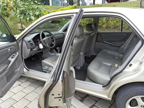 Mazda 626 2.0 Na0